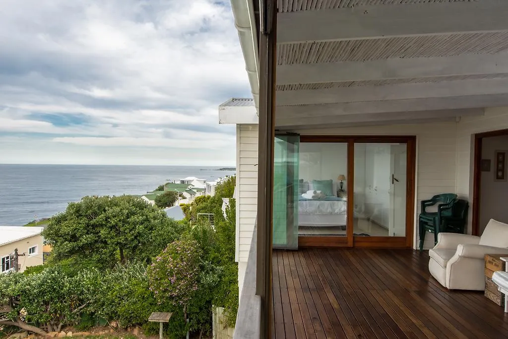 Quarterdeck Holiday Apartment Cape Town