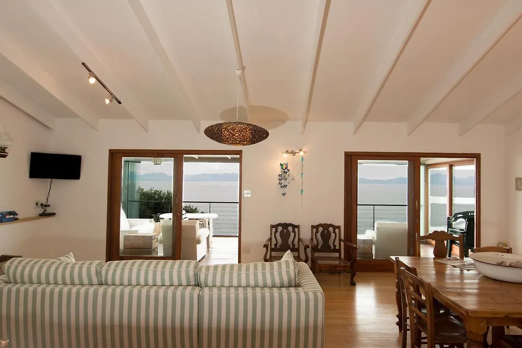 Quarterdeck Holiday Apartment Simonʼs Town
