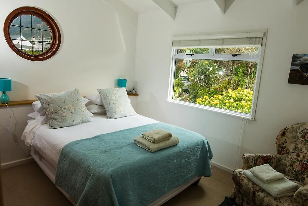 Quarterdeck Holiday Apartment Cape Town  Simon's Town